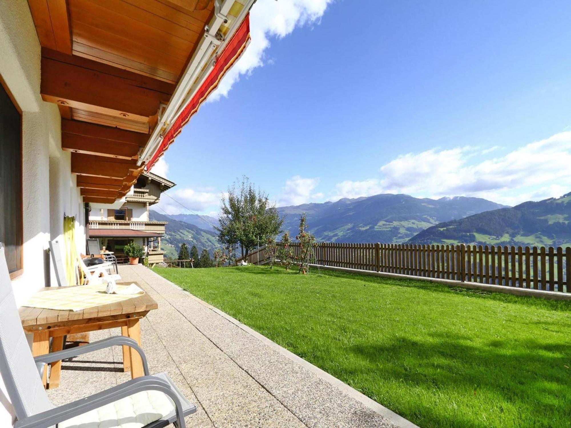 Apartment In Hippach Im Zillertal In The Mountains Muhlen  Esterno foto