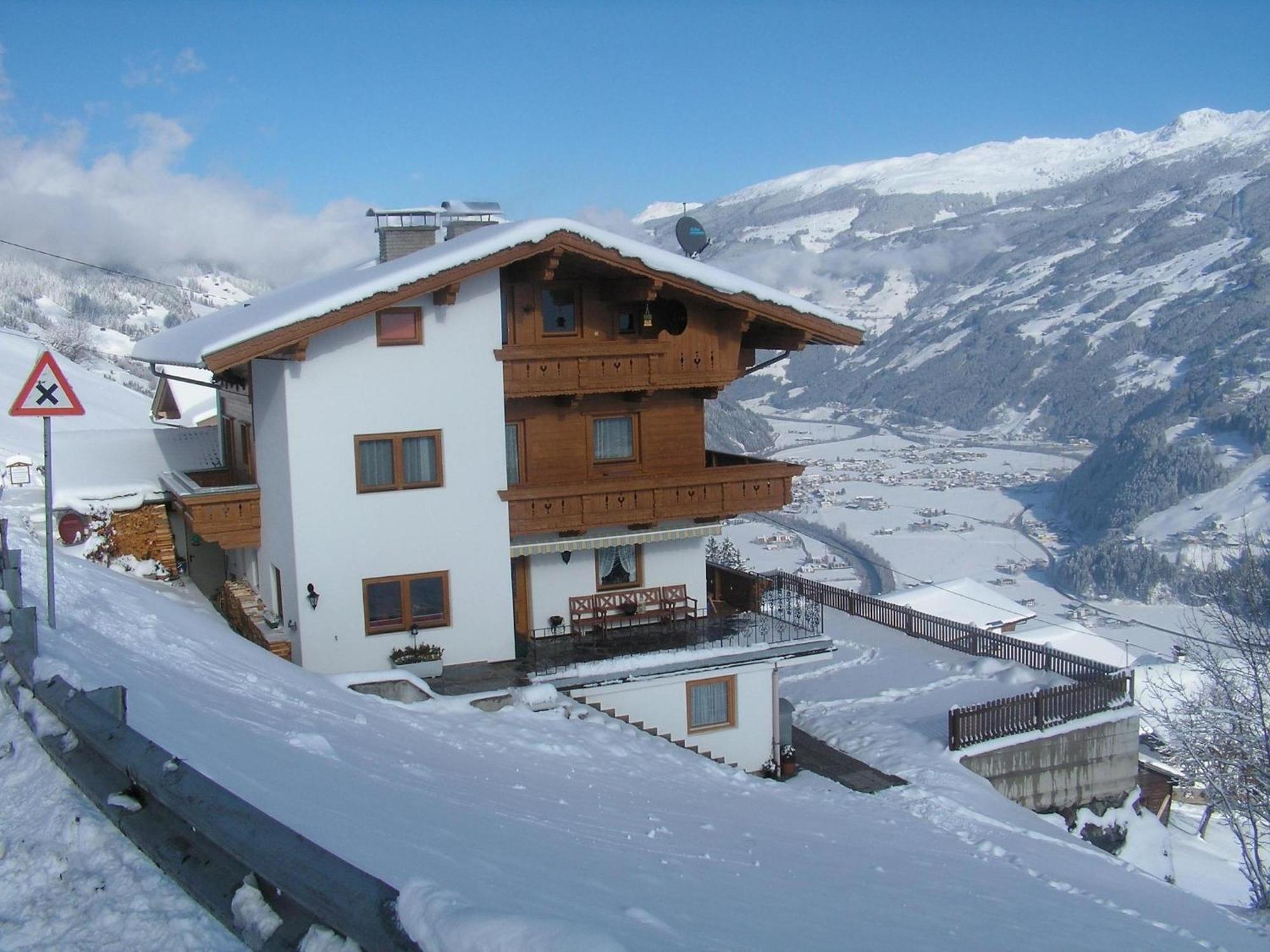 Apartment In Hippach Im Zillertal In The Mountains Muhlen  Esterno foto