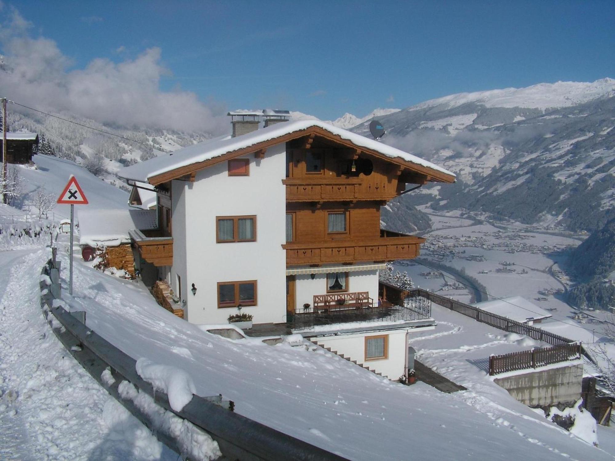 Apartment In Hippach Im Zillertal In The Mountains Muhlen  Esterno foto