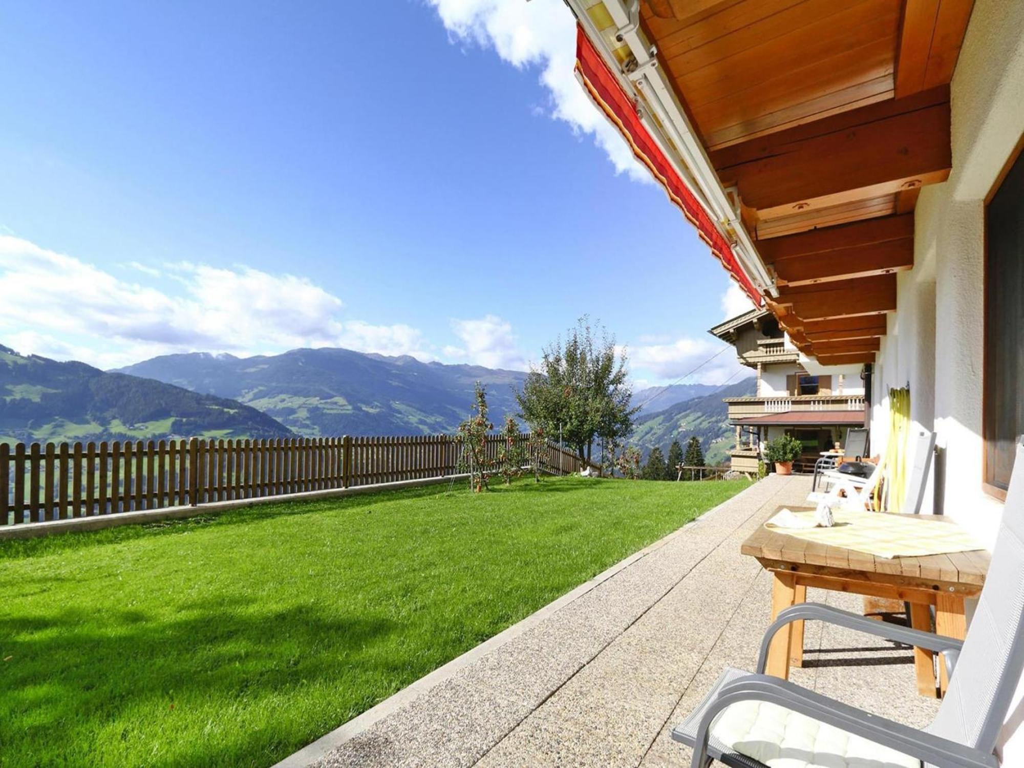 Apartment In Hippach Im Zillertal In The Mountains Muhlen  Esterno foto
